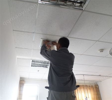 空调新风系统清洗 人工物理机器人物理清洗清洁消毒KFD